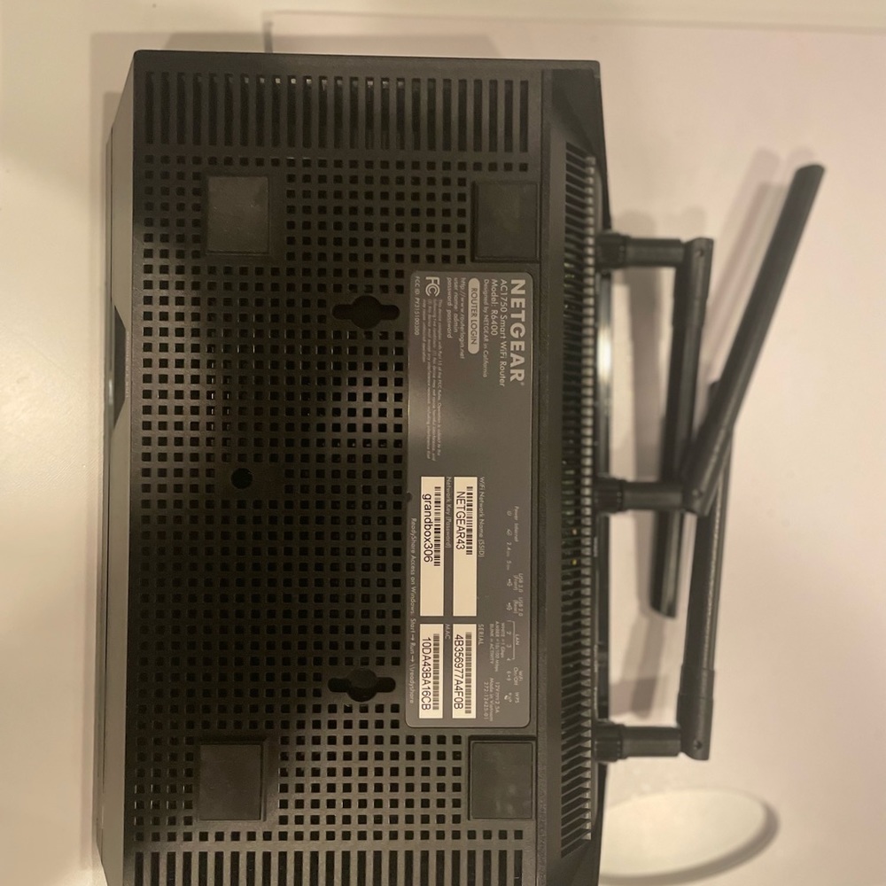 Netgear Router AC1750 - Picture 3 of 3
